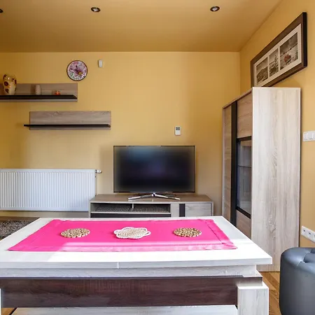Chill Out Wysoka Kolo Wadowic Holiday home
